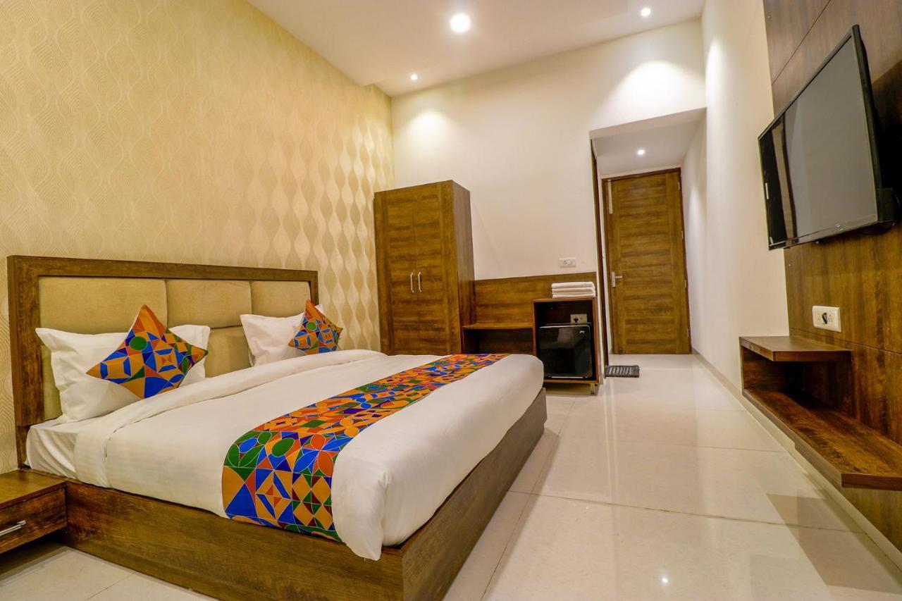 Fabhotel Prime Parisar Amritsar Zewnętrze zdjęcie