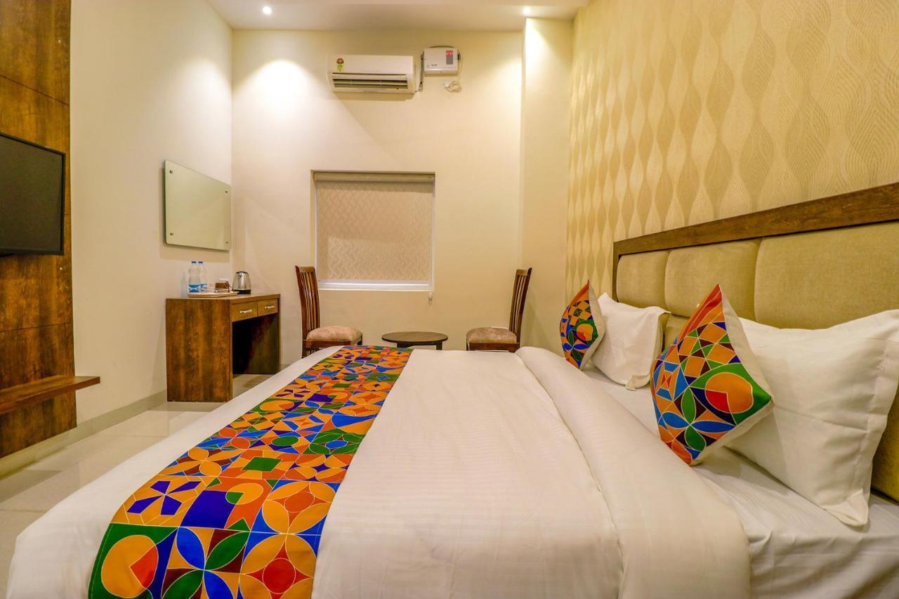 Fabhotel Prime Parisar Amritsar Zewnętrze zdjęcie